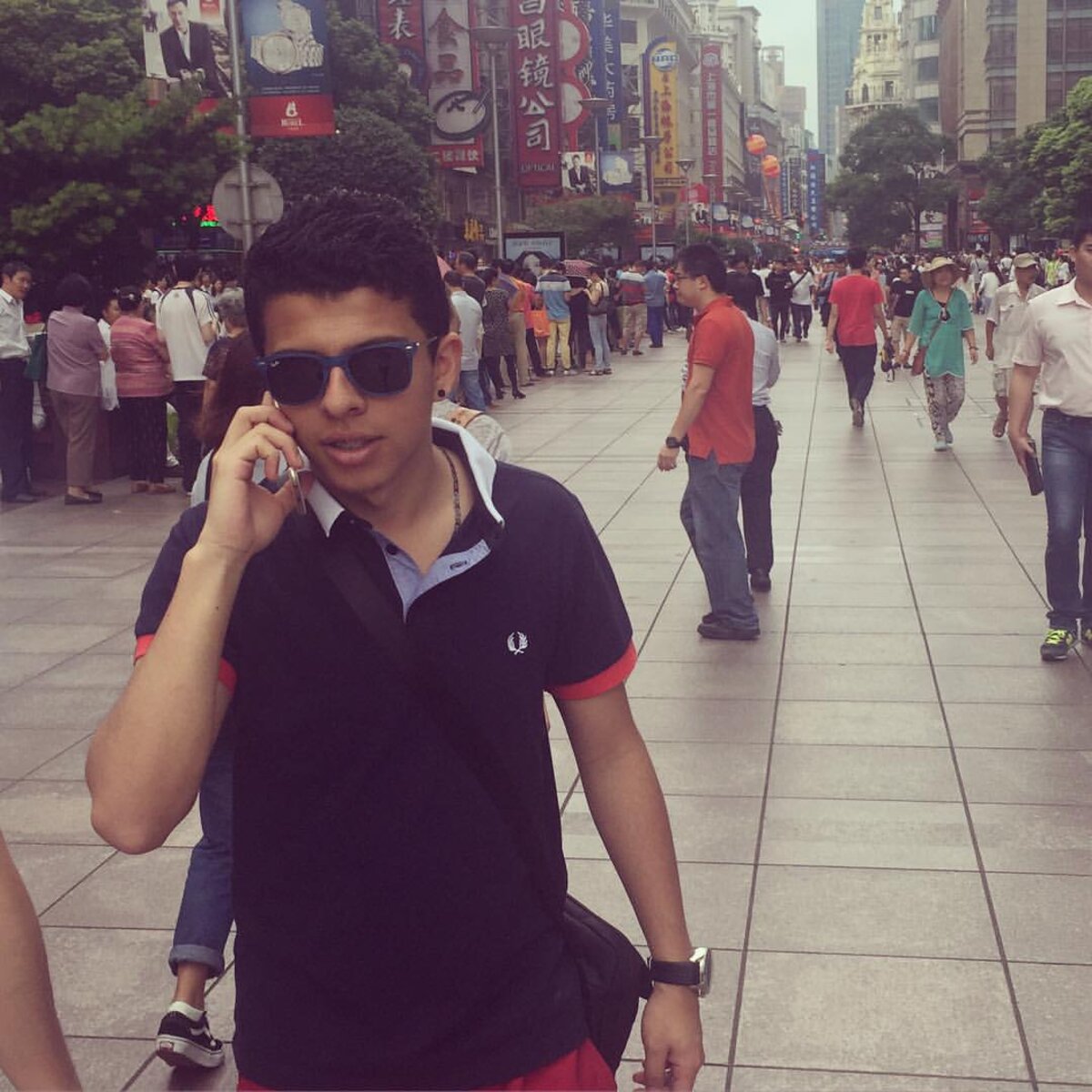 Fundador de GVK GROUP en China, gestionando operaciones en origen
